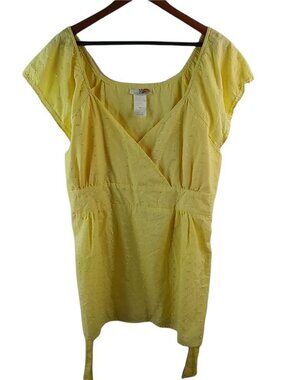 Lemon Kiss 3X Bright Yellow Eyelet Top Plus
